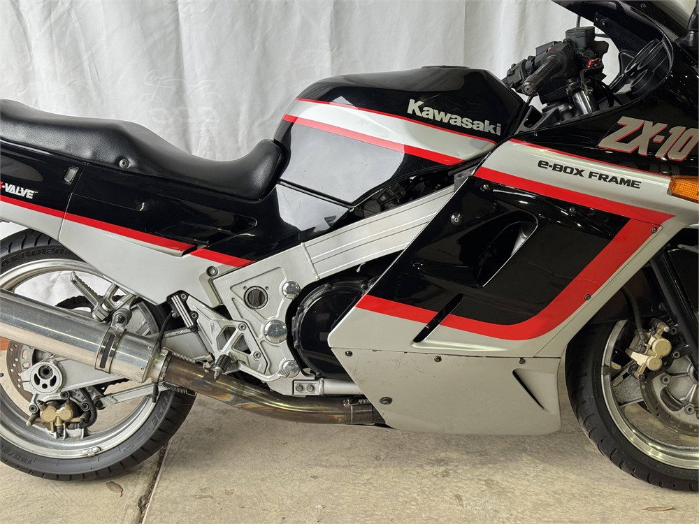 GTS Auctions - 1988 Kawasaki ZX-10